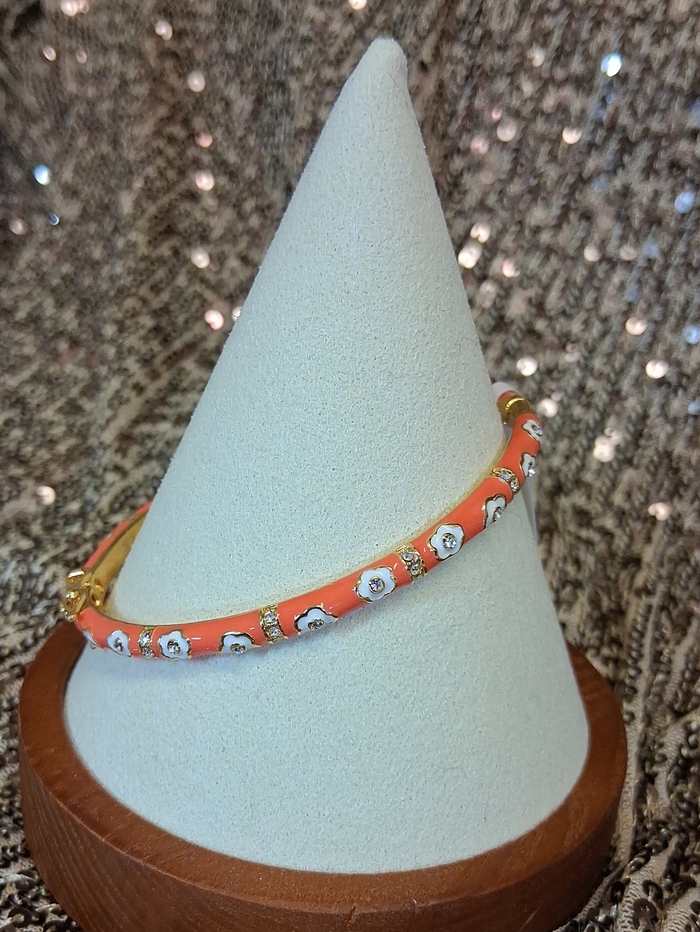 Daisy Love Stackable Oval Bangle -Small